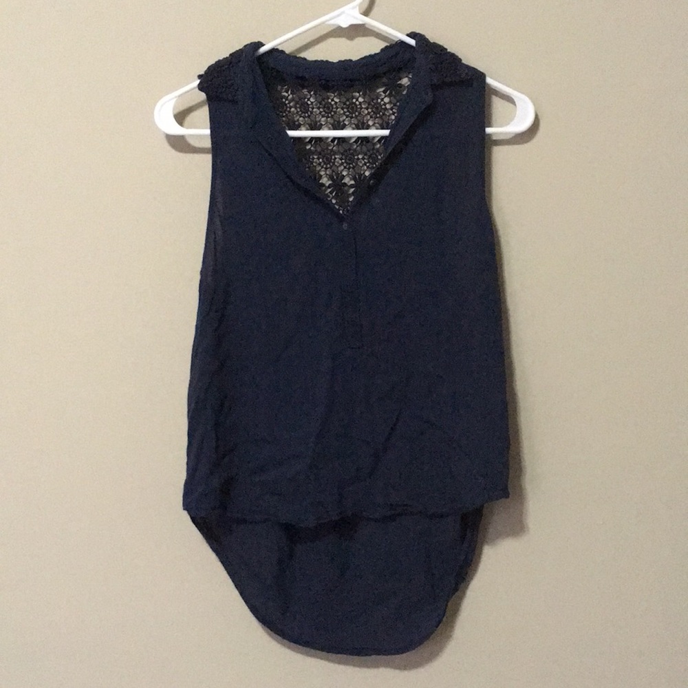 Sleeveless T-Shirt